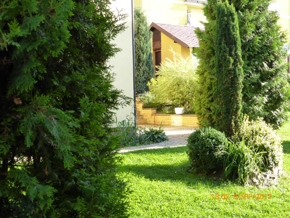 Pension Maja Cesky Krumlov Exterior photo